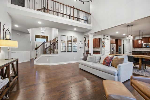 14603 Edgebrook Drive, Fishers, IN 46040