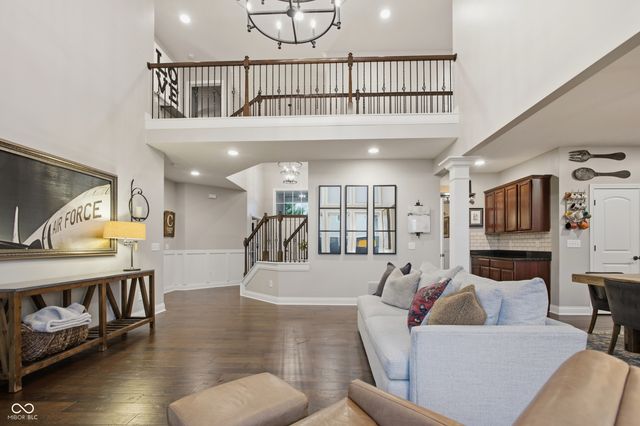 14603 Edgebrook Drive, Fishers, IN 46040