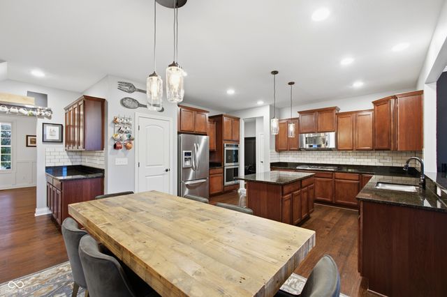14603 Edgebrook Drive, Fishers, IN 46040
