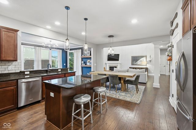 14603 Edgebrook Drive, Fishers, IN 46040