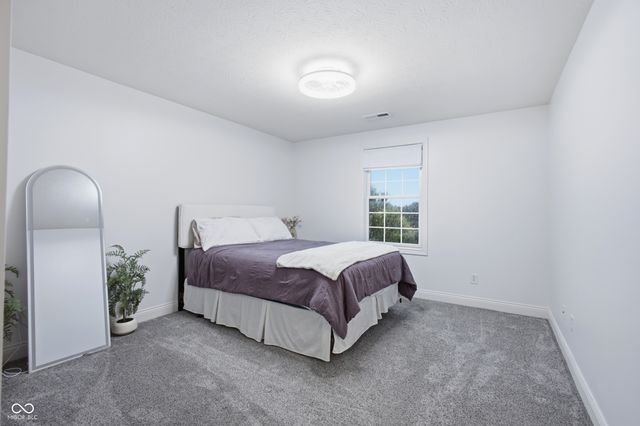 14603 Edgebrook Drive, Fishers, IN 46040