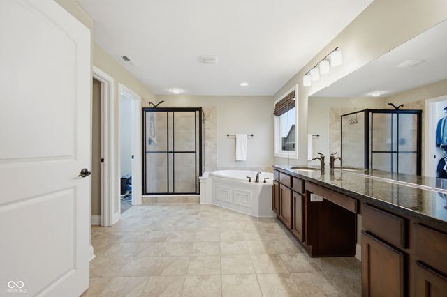 14603 Edgebrook Drive, Fishers, IN 46040