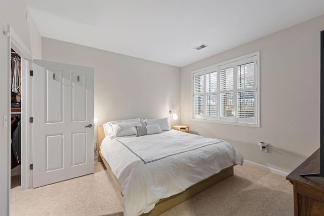 1008 Portland Avenue, Minneapolis, MN 55404