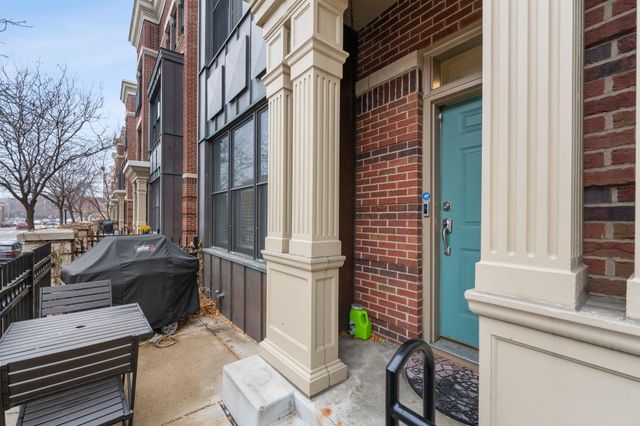 1008 Portland Avenue, Minneapolis, MN 55404