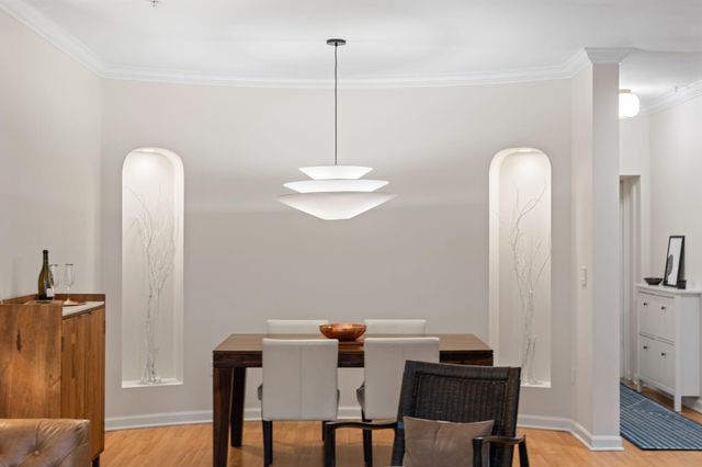 1008 Portland Avenue, Minneapolis, MN 55404