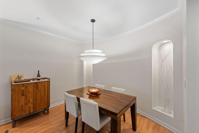 1008 Portland Avenue, Minneapolis, MN 55404