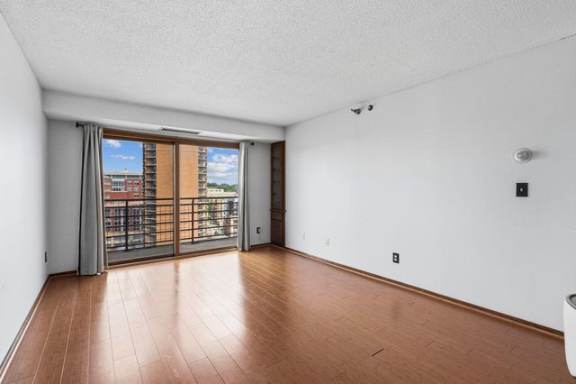 66 9th Street E 1614, Saint Paul, MN 55101