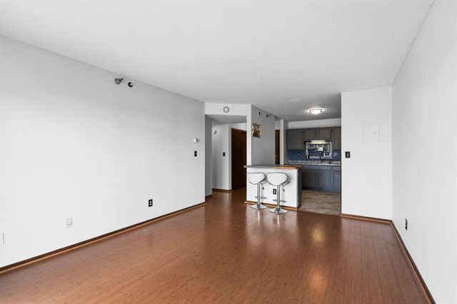 66 9th Street E 1614, Saint Paul, MN 55101