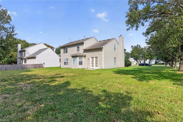 6201 Fieldcrest CT, Suffolk, VA 23435