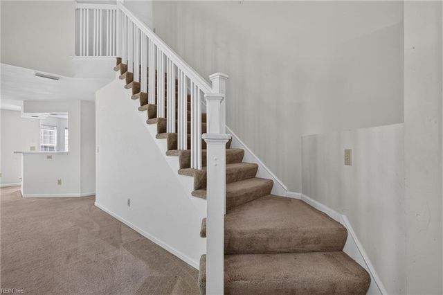 6201 Fieldcrest CT, Suffolk, VA 23435