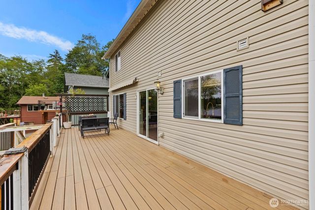 1790 SE Crescent Drive, Shelton, WA 98584