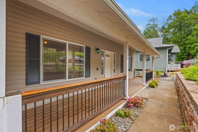 1790 SE Crescent Drive, Shelton, WA 98584