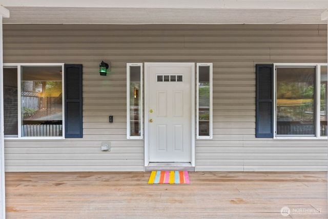 1790 SE Crescent Drive, Shelton, WA 98584