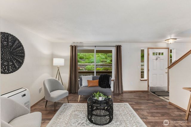 1790 SE Crescent Drive, Shelton, WA 98584
