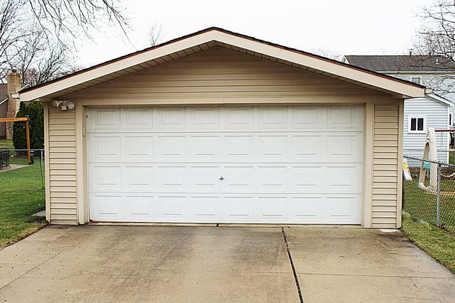 54249 Lytton Street, New Baltimore, MI 48047