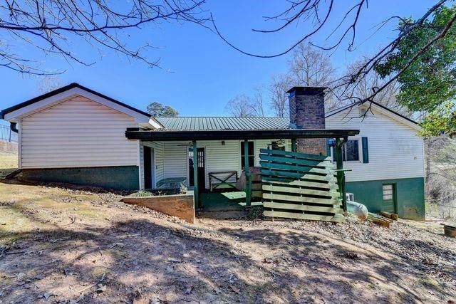 3527 Lakeview Drive, Gainesville, GA 30501