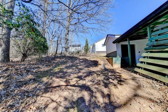 3527 Lakeview Drive, Gainesville, GA 30501