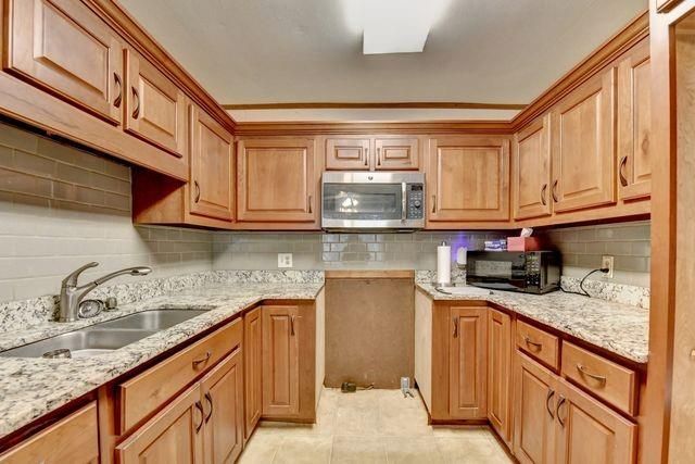 3527 Lakeview Drive, Gainesville, GA 30501