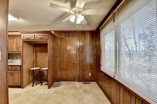 3527 Lakeview Drive, Gainesville, GA 30501