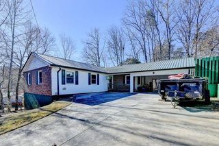 3527 Lakeview Drive, Gainesville, GA 30501