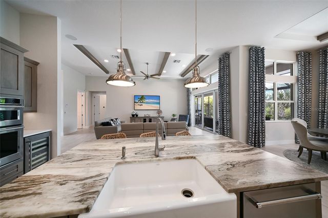 8310 REDONDA LOOP, Lakewood Ranch, FL 34202