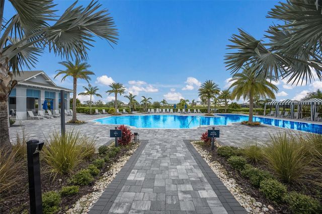 8310 REDONDA LOOP, Lakewood Ranch, FL 34202
