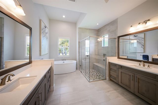 8310 REDONDA LOOP, Lakewood Ranch, FL 34202