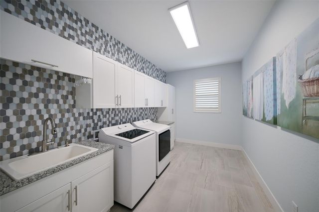 8310 REDONDA LOOP, Lakewood Ranch, FL 34202