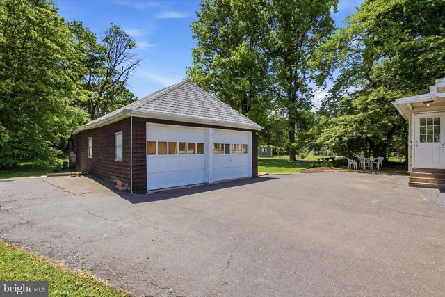 2339 E VINE ST, Hatfield, PA 19440