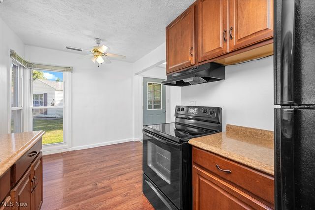 637 Reublin Court, Elyria, OH 44035