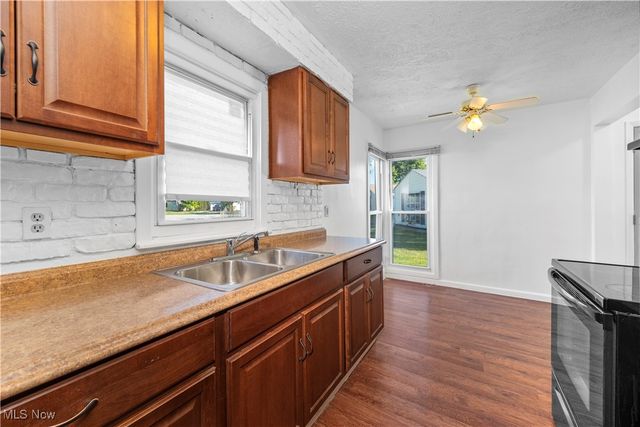 637 Reublin Court, Elyria, OH 44035