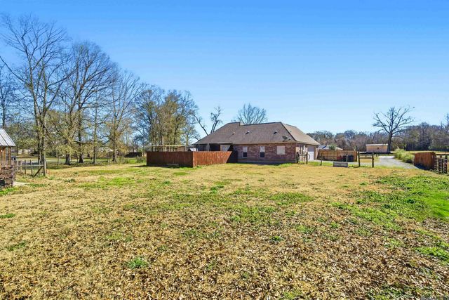 461 Port Hudson Plains Rd, Zachary, LA 70791