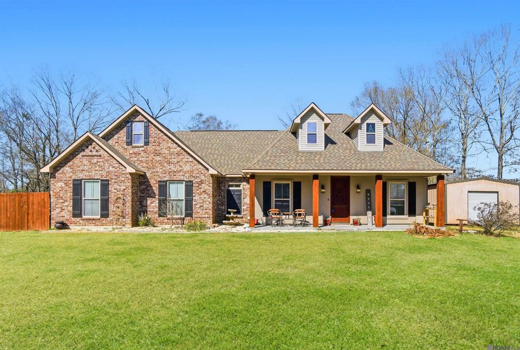 461 Port Hudson Plains Rd, Zachary, LA 70791