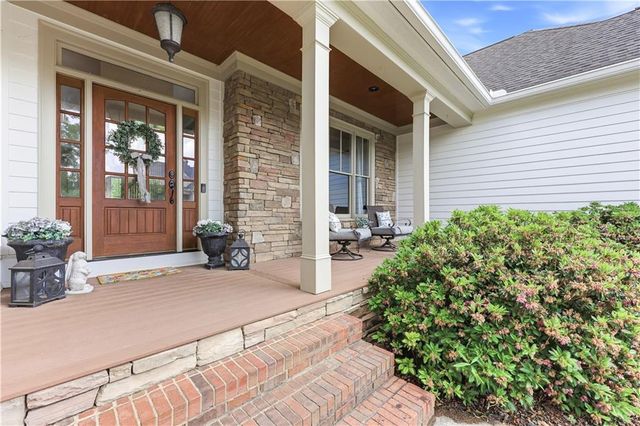 5708 Avalon Commons Way, Clermont, GA 30527
