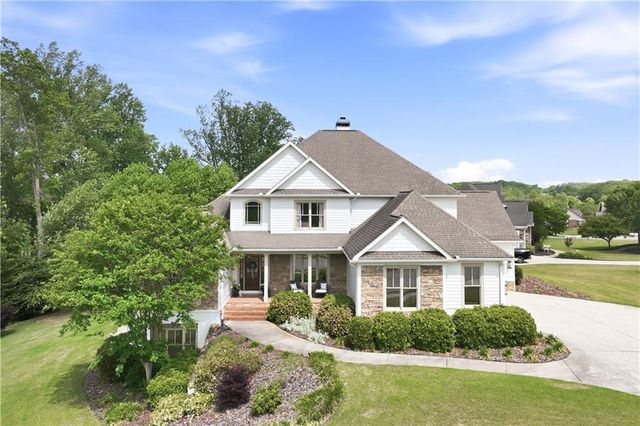 5708 Avalon Commons Way, Clermont, GA 30527
