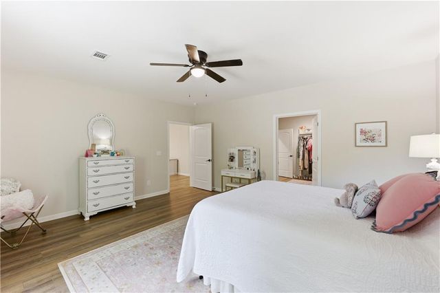 5708 Avalon Commons Way, Clermont, GA 30527