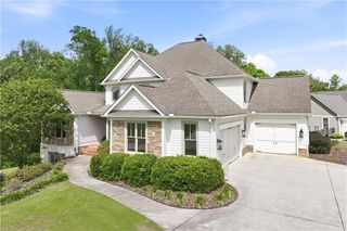 5708 Avalon Commons Way, Clermont, GA 30527
