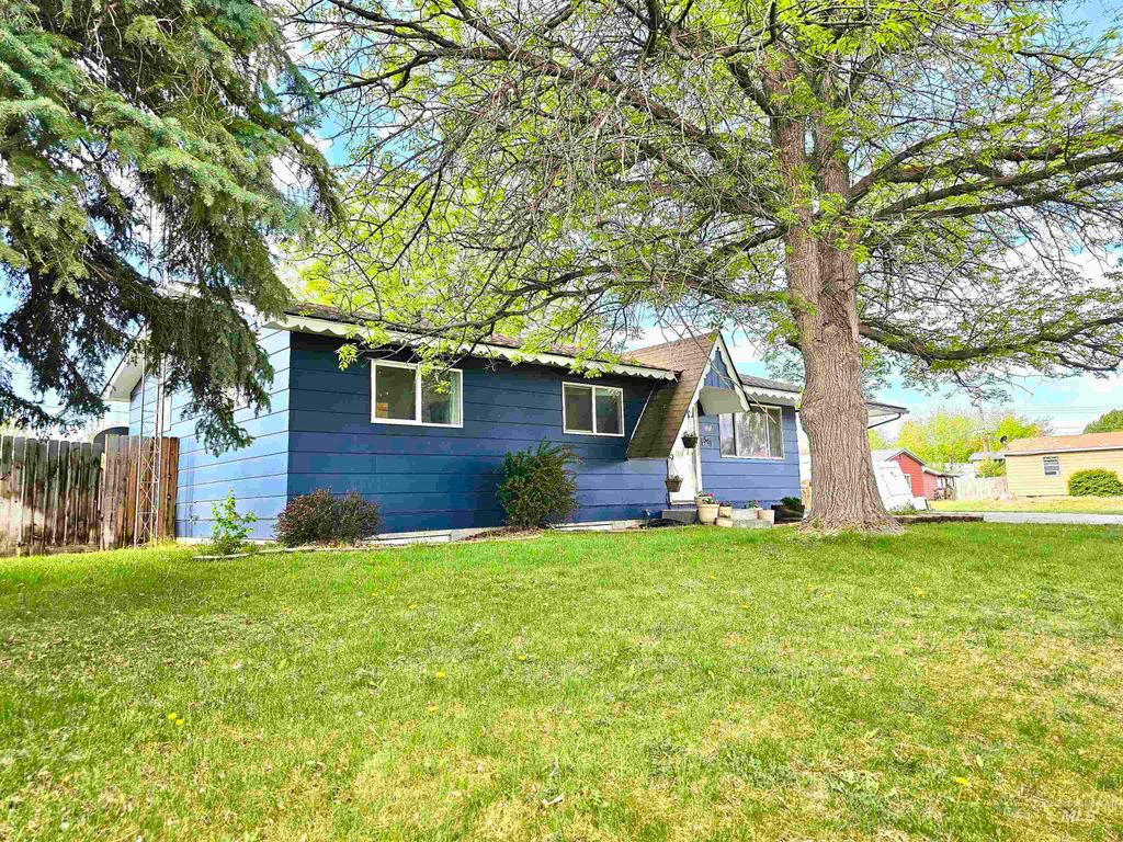 501 Deon, Burley, ID 83318