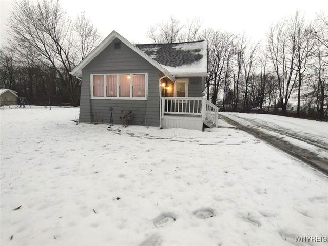 9500 Southwood Drive, Evans, NY 14006