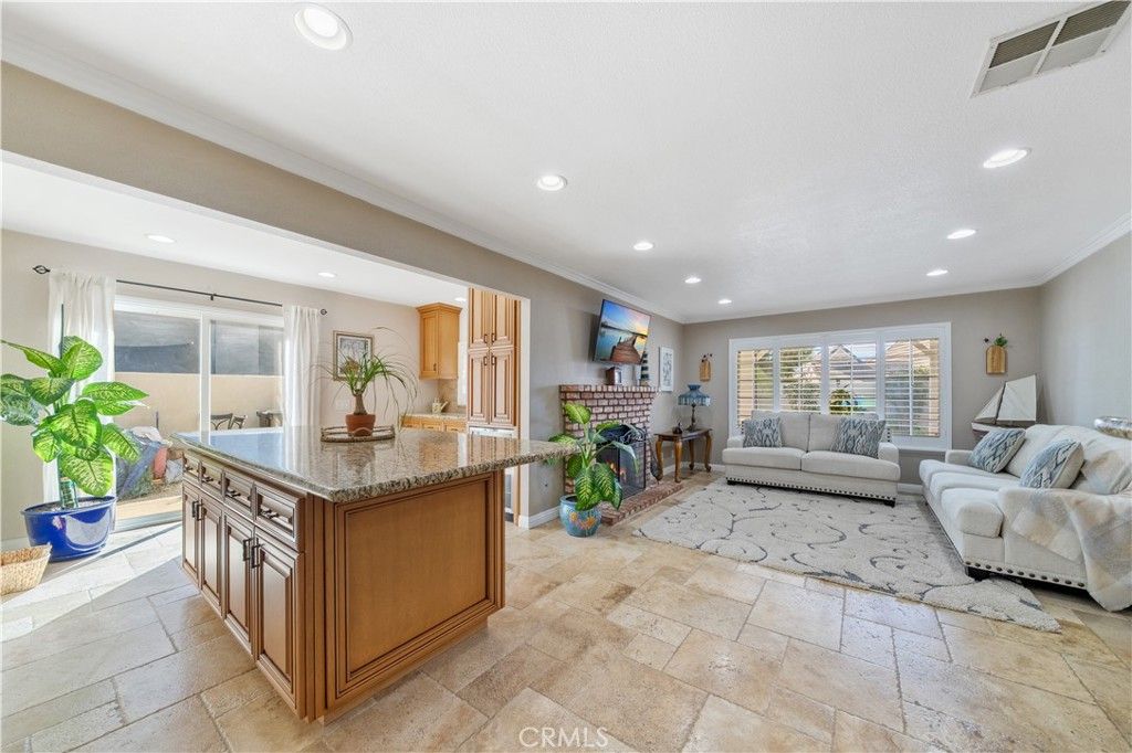 Image 16 of property listing at 1582 Foxdale Court, Upland, CA 91786