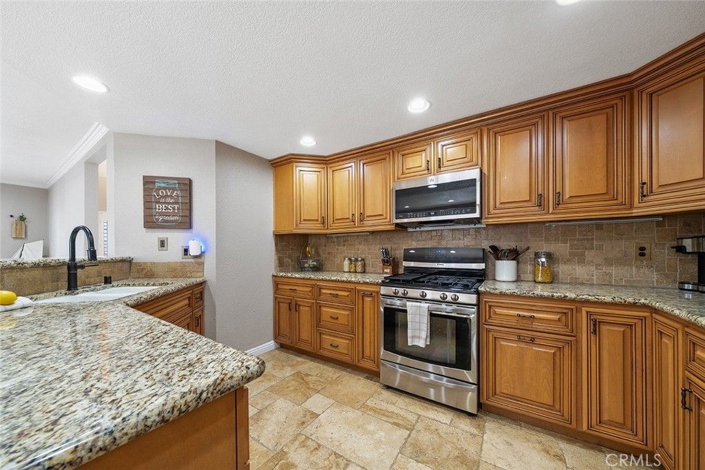 Image 20 of property listing at 1582 Foxdale Court, Upland, CA 91786