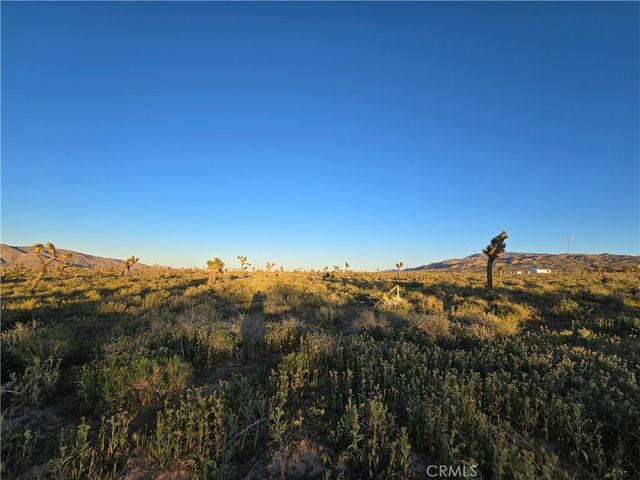 55 Japatul Road, Apple Valley, CA 92308