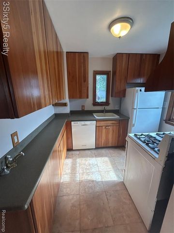 3184 20th Street, Wyandotte, MI 48192