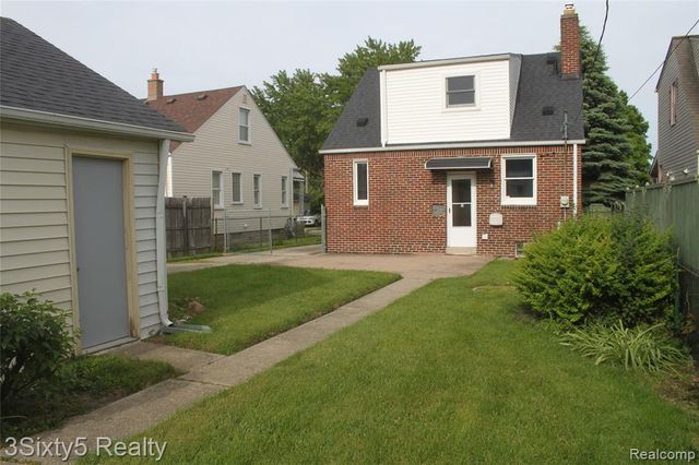 3184 20th Street, Wyandotte, MI 48192