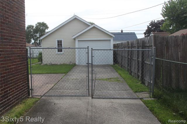 3184 20th Street, Wyandotte, MI 48192