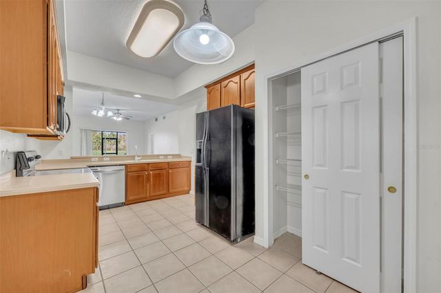 9435 MYRTLE CREEK LANE 307, Orlando, FL 32832