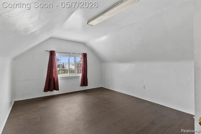 5151 Yemans Street, Hamtramck, MI 48212