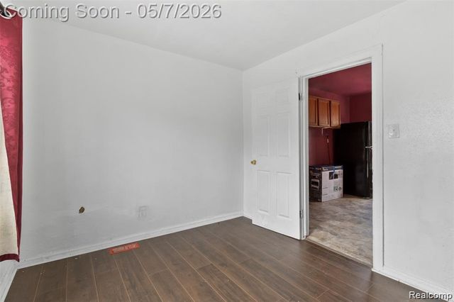 5151 Yemans Street, Hamtramck, MI 48212
