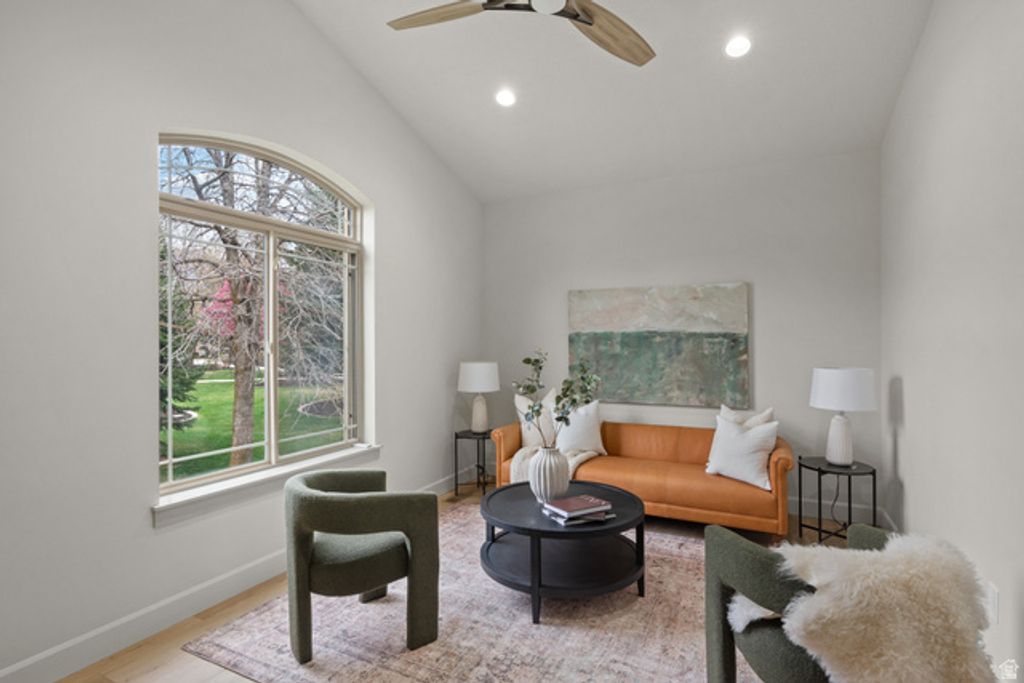 Image 3 of property listing at 184 S PFEIFFERHORN DR, Alpine, UT 84004