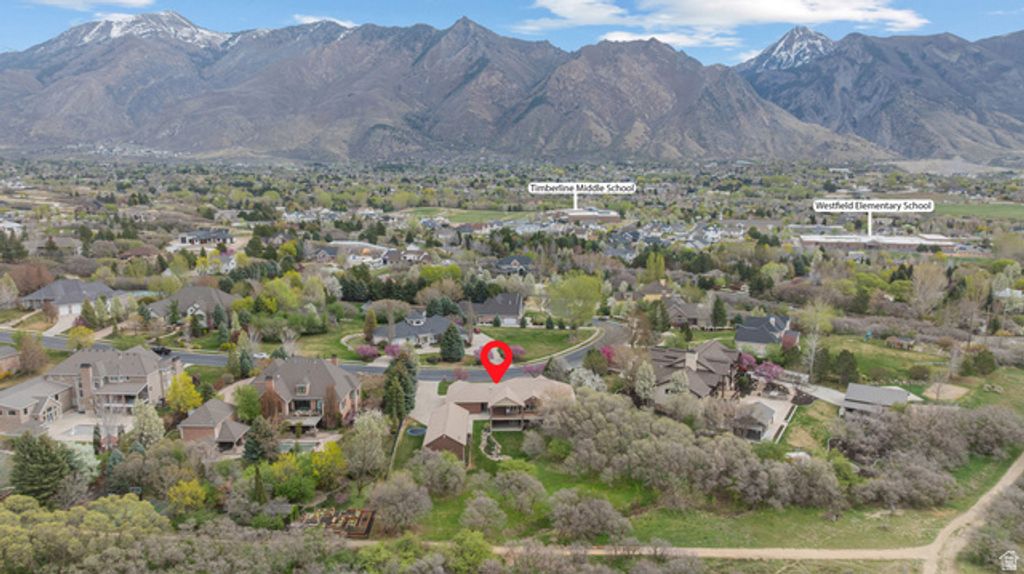 Image 46 of property listing at 184 S PFEIFFERHORN DR, Alpine, UT 84004